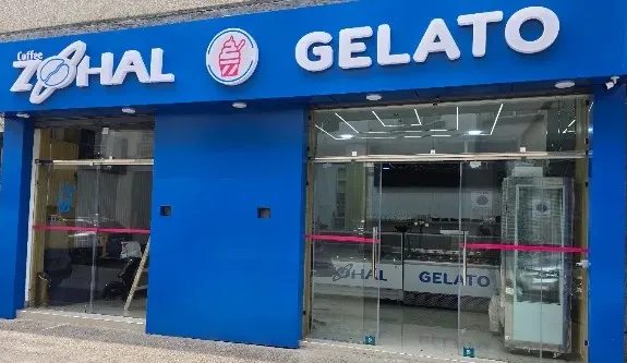 Façade de la boutique Zohal à l’adresse 04